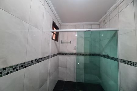 Casa à venda com 107m², 2 quartos e 2 vagasBanheiro da Suíte