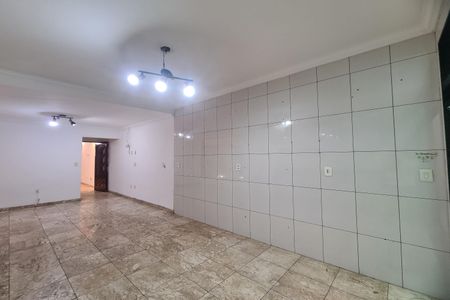Casa à venda com 107m², 2 quartos e 2 vagasCozinha