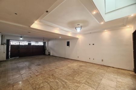 Casa à venda com 107m², 2 quartos e 2 vagasGaragem