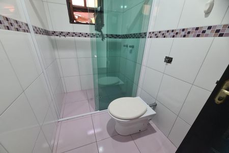 Casa à venda com 107m², 2 quartos e 2 vagasBanheiro da Suíte