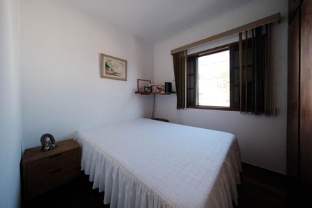 Casa à venda com 160m², 3 quartos e 2 vagasQuarto 2