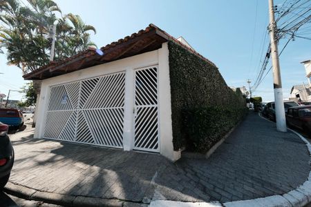 Casa à venda com 160m², 3 quartos e 2 vagasFachada