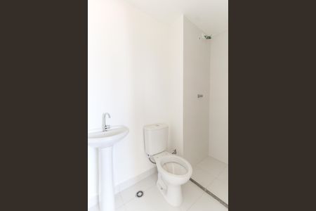 Apartamento para alugar com 33m², 2 quartos e sem vaga Apartamento para alugar com 33m², 2 quartos e sem vagaBanheiro
