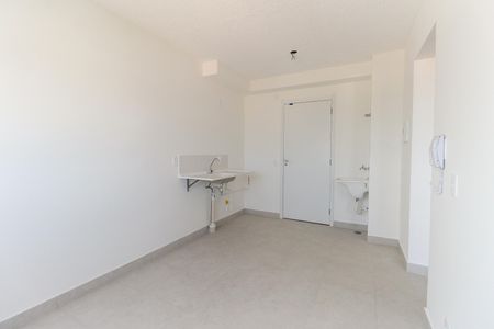Apartamento para alugar com 33m², 2 quartos e sem vaga Apartamento para alugar com 33m², 2 quartos e sem vagaSala