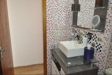 Apartamento à venda com 82m², 2 quartos e 1 vagaBanheiro do Quarto 2