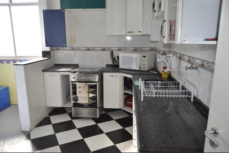 Apartamento à venda com 82m², 2 quartos e 1 vagaCozinha