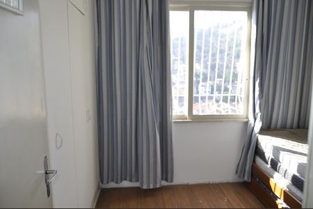 Apartamento à venda com 82m², 2 quartos e 1 vagaQuarto 2