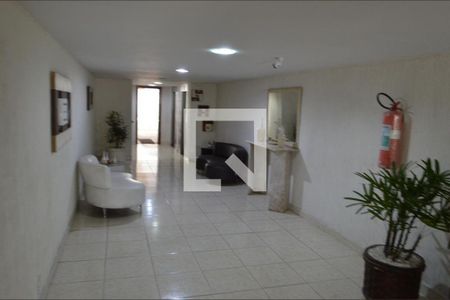Apartamento à venda com 120m², 2 quartos e 2 vagas Apartamento à venda com 120m², 2 quartos e 2 vagasHall de entrada