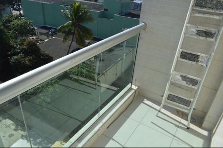 Apartamento à venda com 120m², 2 quartos e 2 vagas Apartamento à venda com 120m², 2 quartos e 2 vagasVaranda