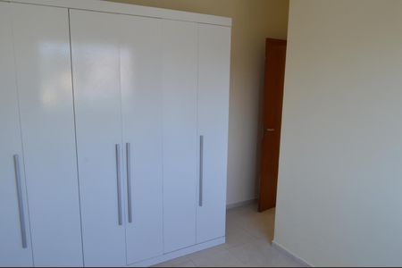 Apartamento à venda com 120m², 2 quartos e 2 vagas Apartamento à venda com 120m², 2 quartos e 2 vagasSuíte