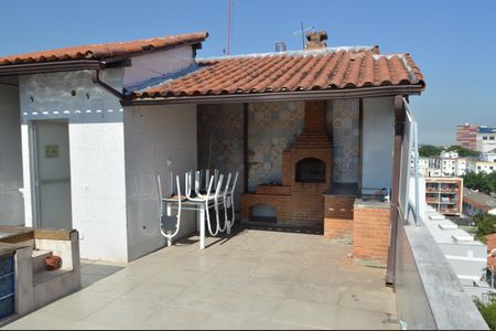 Apartamento à venda com 120m², 2 quartos e 2 vagas Apartamento à venda com 120m², 2 quartos e 2 vagasTerraço