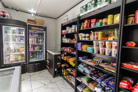 Studio à venda com 24m², 1 quarto e 3 vagas Studio à venda com 24m², 1 quarto e 3 vagasÁrea Comum - Mercadinho