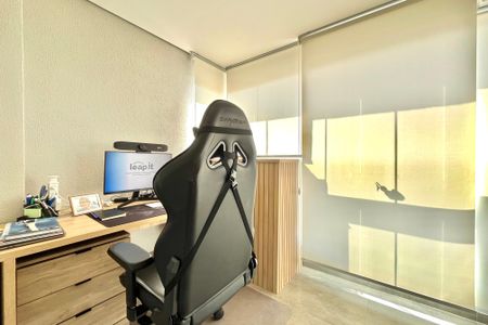 Apartamento à venda com 76m², 2 quartos e 2 vagas Apartamento à venda com 76m², 2 quartos e 2 vagasEscritório