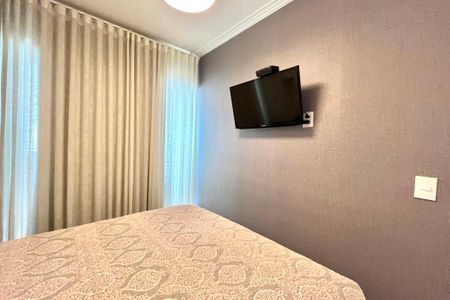 Apartamento à venda com 76m², 2 quartos e 2 vagas Apartamento à venda com 76m², 2 quartos e 2 vagasSuíte