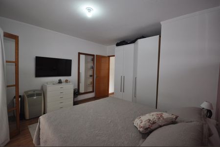 Casa à venda com 150m², 3 quartos e 2 vagasSuíte 1