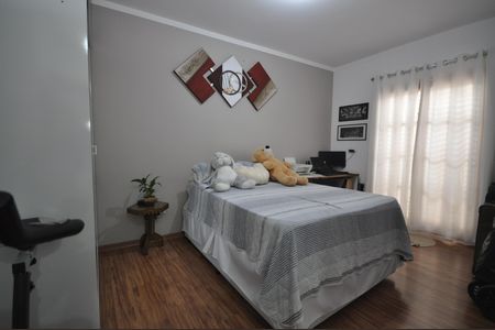 Casa à venda com 150m², 3 quartos e 2 vagasSuíte 3
