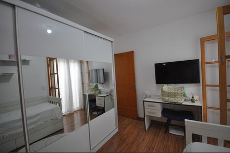 Casa à venda com 150m², 3 quartos e 2 vagasSuíte 2