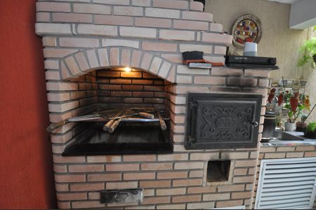 Casa à venda com 150m², 3 quartos e 2 vagasChurrasqueira