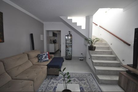 Casa à venda com 150m², 3 quartos e 2 vagasSala