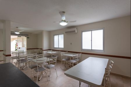 Apartamento à venda com 55m², 2 quartos e 1 vaga Apartamento à venda com 55m², 2 quartos e 1 vagaÁrea comum