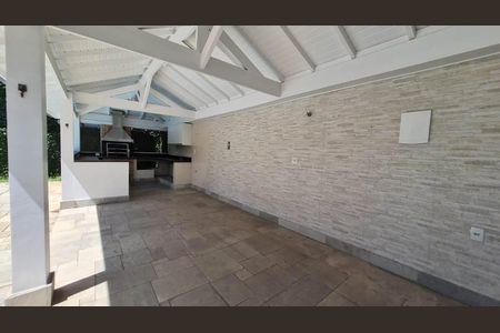 Casa de condomínio à venda com 620m², 4 quartos e 4 vagas