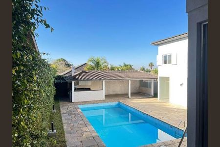 Casa de condomínio à venda com 620m², 4 quartos e 4 vagas