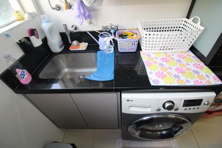 Apartamento à venda com 60m², 2 quartos e 2 vagasÁrea de Serviço