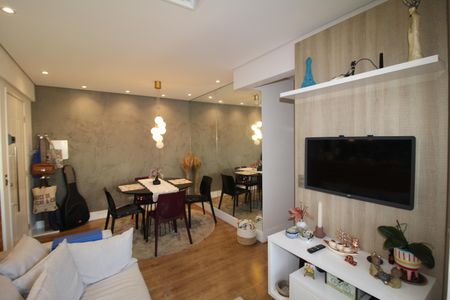Apartamento à venda com 60m², 2 quartos e 2 vagasSala