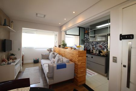 Apartamento à venda com 60m², 2 quartos e 2 vagasSala