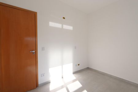 Casa à venda com 90m², 3 quartos e 2 vagasSuíte