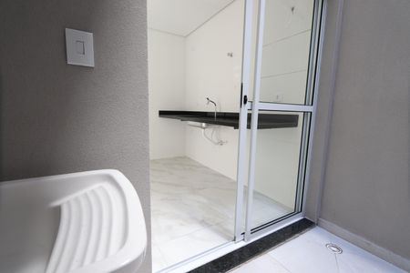 Casa à venda com 90m², 3 quartos e 2 vagasLavanderia