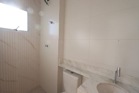 Casa à venda com 90m², 3 quartos e 2 vagasBanheiro da Suíte