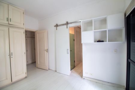 Apartamento à venda com 249m², 4 quartos e 4 vagas Apartamento à venda com 249m², 4 quartos e 4 vagasSuíte 1