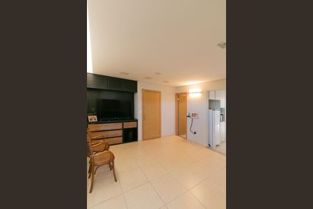 Apartamento à venda com 152m², 2 quartos e 3 vagas Apartamento à venda com 152m², 2 quartos e 3 vagasSala