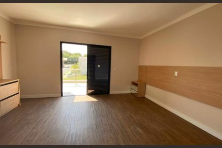 Casa de condomínio à venda com 282m², 4 quartos e 4 vagas Casa de condomínio à venda com 282m², 4 quartos e 4 vagasFoto 01