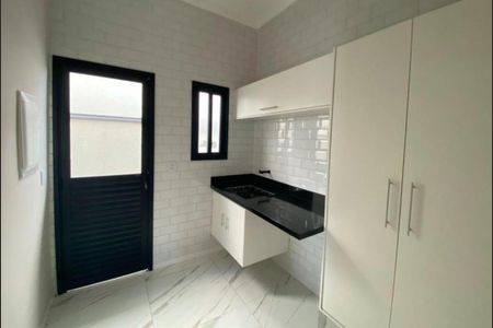 Casa de condomínio à venda com 282m², 4 quartos e 4 vagas Casa de condomínio à venda com 282m², 4 quartos e 4 vagasFoto 01