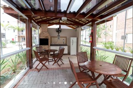 Apartamento à venda com 77m², 3 quartos e 2 vagas Apartamento à venda com 77m², 3 quartos e 2 vagasÁrea Comum - Churrasqueira