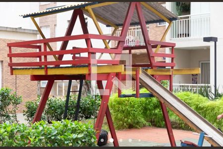 Apartamento à venda com 77m², 3 quartos e 2 vagas Apartamento à venda com 77m², 3 quartos e 2 vagasÁrea Comum - Playground