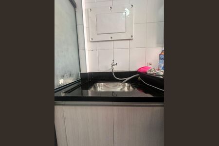 Apartamento à venda com 77m², 3 quartos e 2 vagas Apartamento à venda com 77m², 3 quartos e 2 vagasÁrea de Serviço