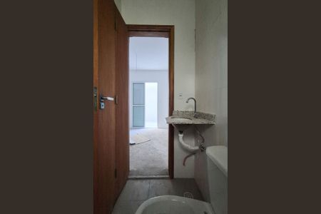 Apartamento à venda com 40m², 2 quartos e 1 vaga Apartamento à venda com 40m², 2 quartos e 1 vagaBanheiro da suíte