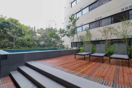 Studio à venda com 24m², 1 quarto e sem vaga Studio à venda com 24m², 1 quarto e sem vagaÁrea comum - Piscina