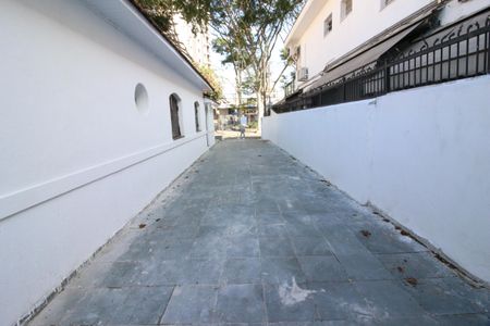 Casa à venda com 300m², 2 quartos e 5 vagasGaragem