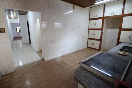 Casa à venda com 300m², 2 quartos e 5 vagasCozinha