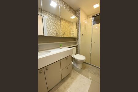 Apartamento à venda com 52m², 2 quartos e sem vaga Apartamento à venda com 52m², 2 quartos e sem vagaBanheiro