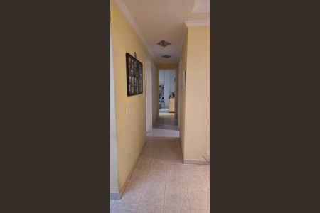 Apartamento à venda com 97m², 3 quartos e 2 vagasCorredor
