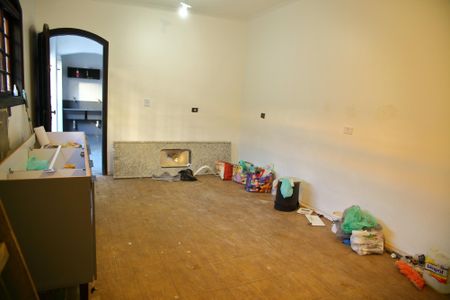 Casa à venda com 150m², 2 quartos e 2 vagasCozinha