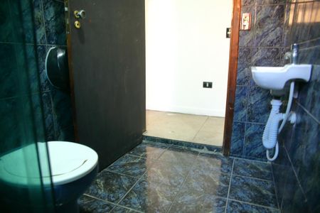 Casa à venda com 150m², 2 quartos e 2 vagasBanheiro da Suíte