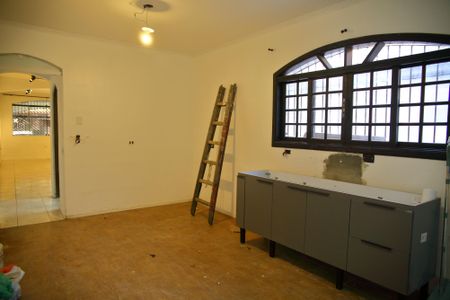 Casa à venda com 150m², 2 quartos e 2 vagasCozinha