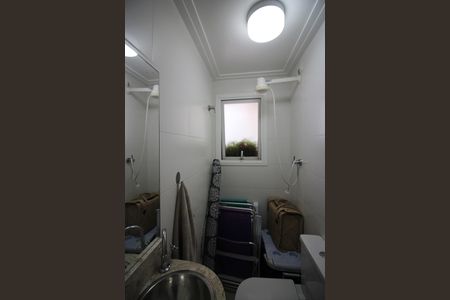 Casa à venda com 200m², 3 quartos e 2 vagasBanheiro de Serviço