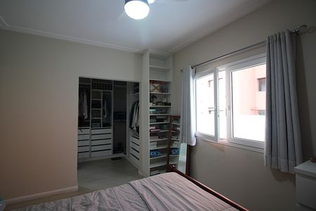 Casa à venda com 200m², 3 quartos e 2 vagasQuarto 1 - Suíte